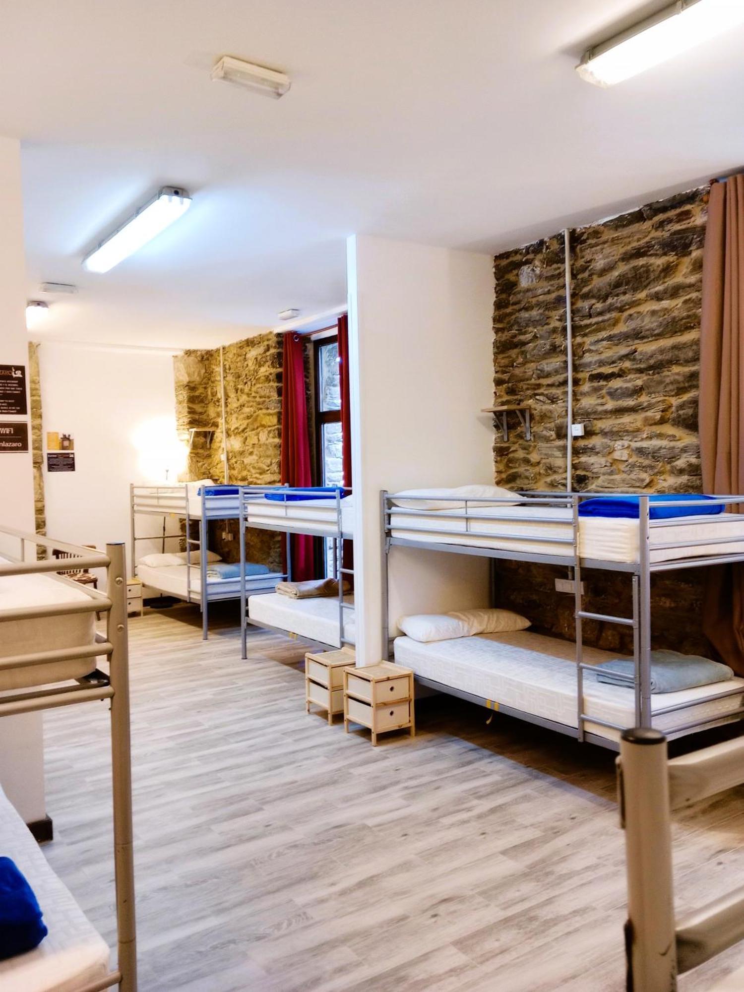 Albergue San Lazaro Sarria Exteriér fotografie